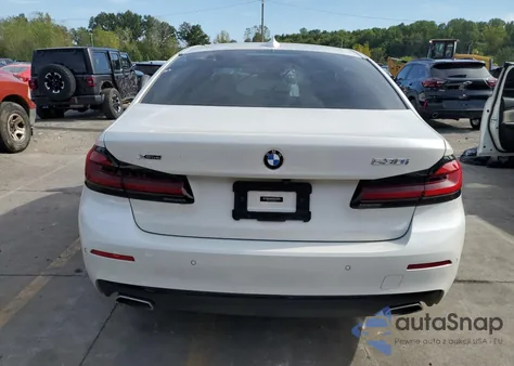 2021 BMW 530 Xi из США, поврежденный, VIN WBA13BJ06MWW95154